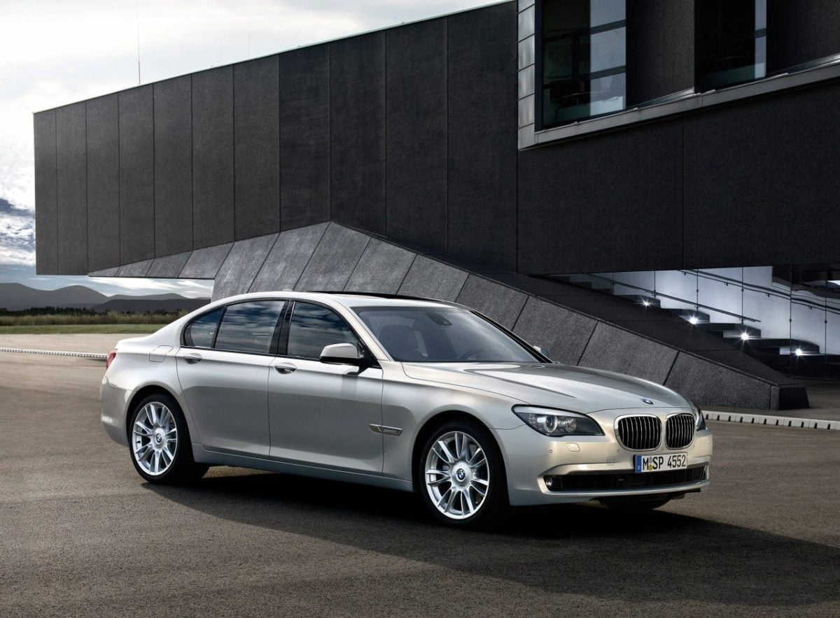 The Main Contenders in the Luxury Saloon Market