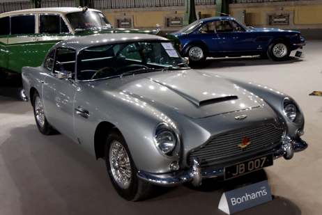 aston martin db5