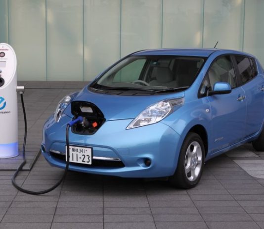 nissan leaf electric