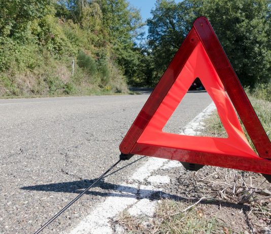 What To Do If Your Car Breaks Down Breakdown Warning Triangle