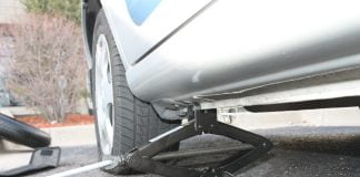 Change a tyre yourself