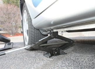 Change a tyre yourself