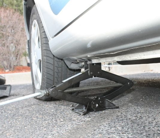 Change a tyre yourself