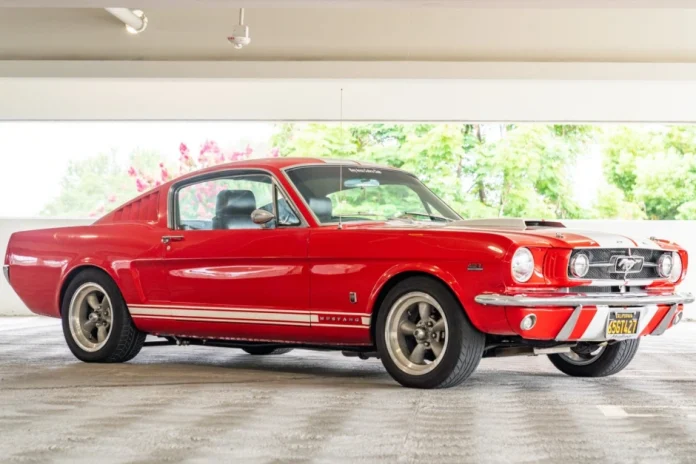 1965 ford mustang