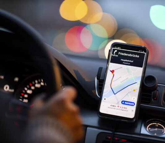 7 Ways to Make Money With Your Car