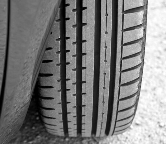 car tyre tread